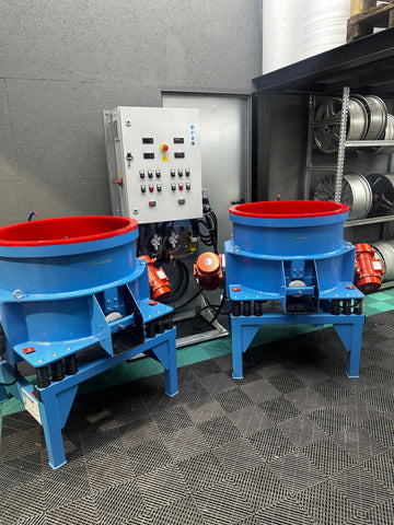 Gleitschleifmaschine Gleitschleifanlage Hochglanzverdichten Felgen Poliermaschine